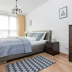 Appartamento Wawrzynca With Parking Cracovia