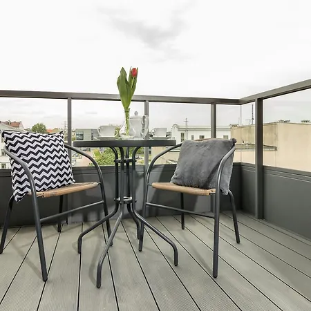 Wawrzynca With Parking Апартаменты *