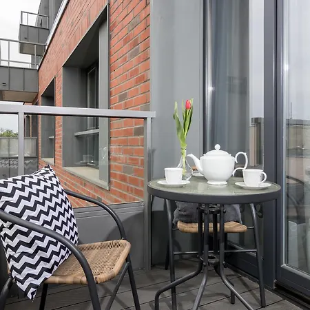 Wawrzynca With Parking Apartmán