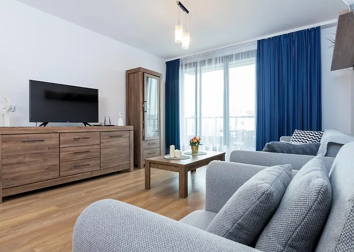 Wawrzynca With Parking