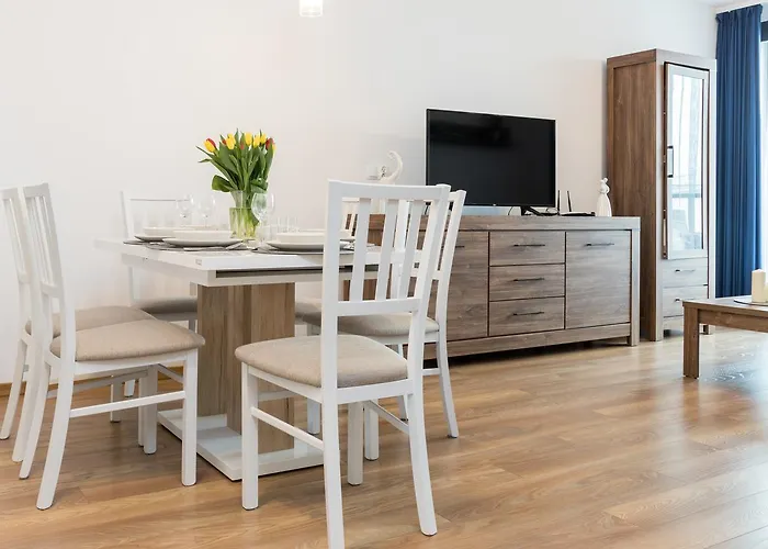 Wawrzynca With Parking *