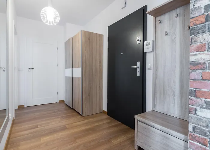 Wawrzynca With Parking شقة كراكوفيا